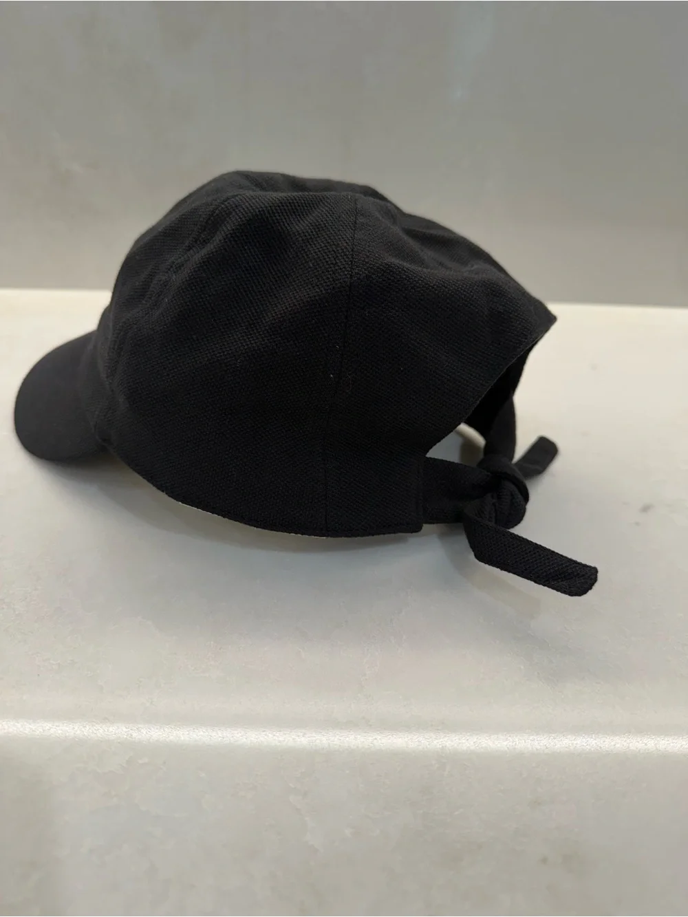 Lacoste Women’s Adjustable Bow tie Hat Cap, Black, Tennis, Pickleball and casual